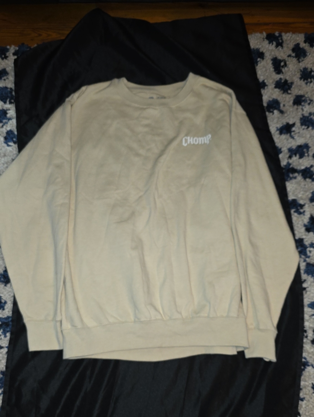 Men's Crewneck Sweatshirt in Beige with Subtle Chest Logo